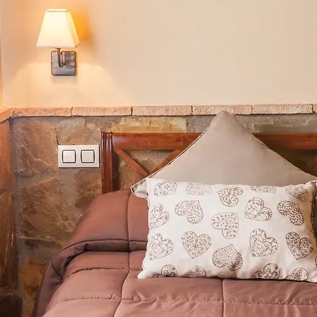 منزل ريفي La Dehesa Casas del Monte