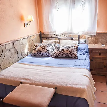 La Dehesa منزل ريفي